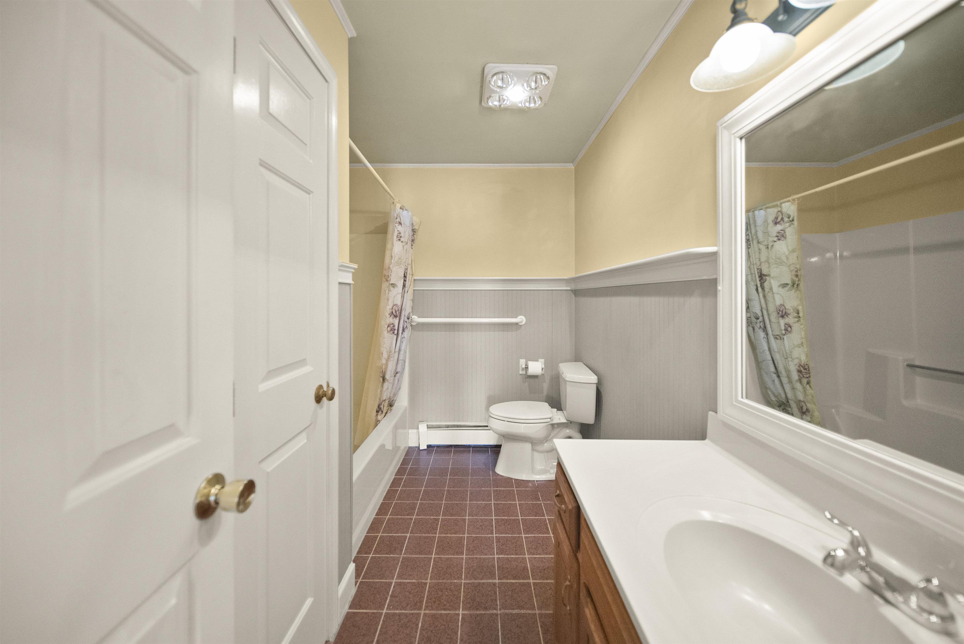 89 West Shore Road Windham, NH 03087 - Photo 14 of 39