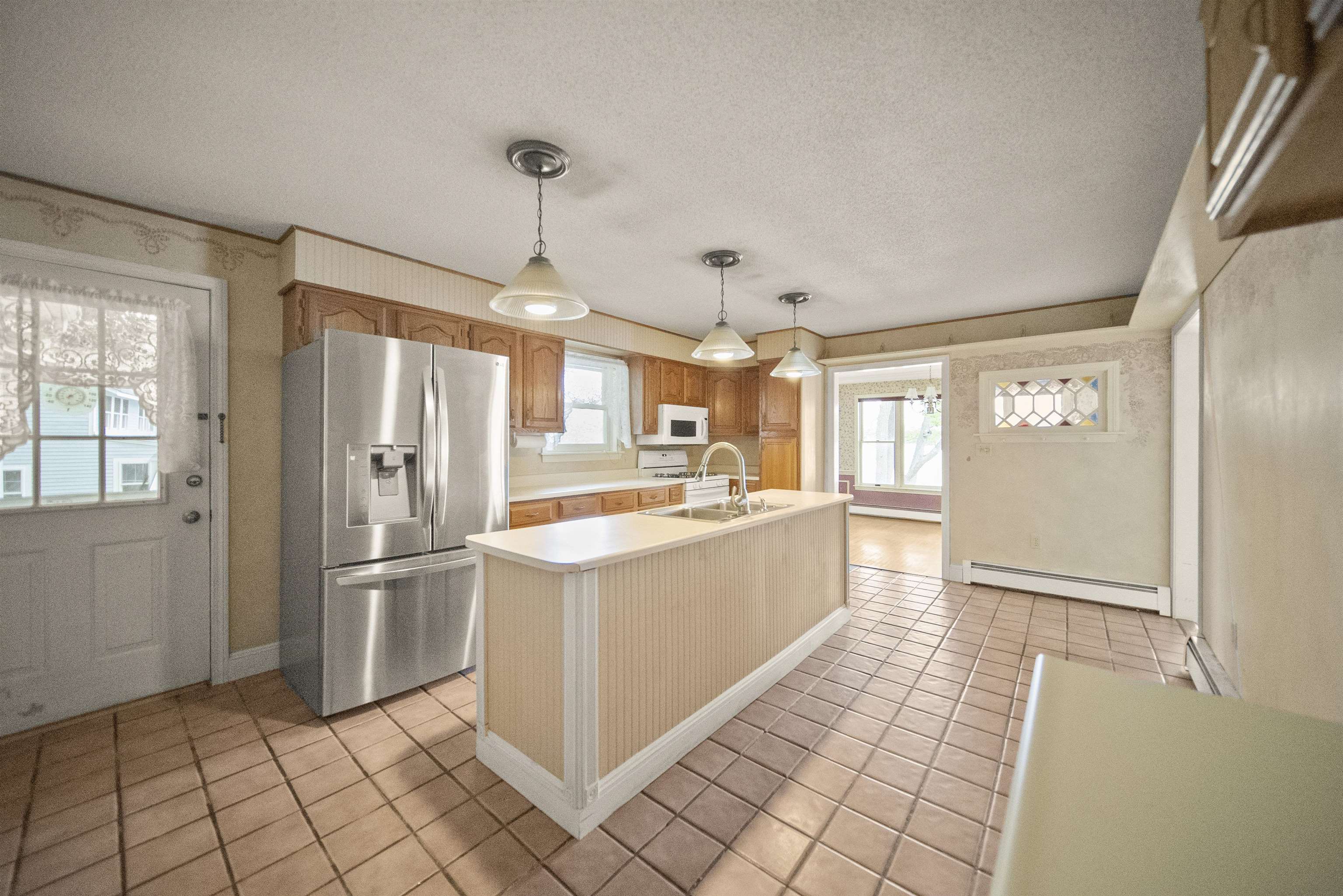 89 West Shore Road Windham, NH 03087 - Photo 7 of 39