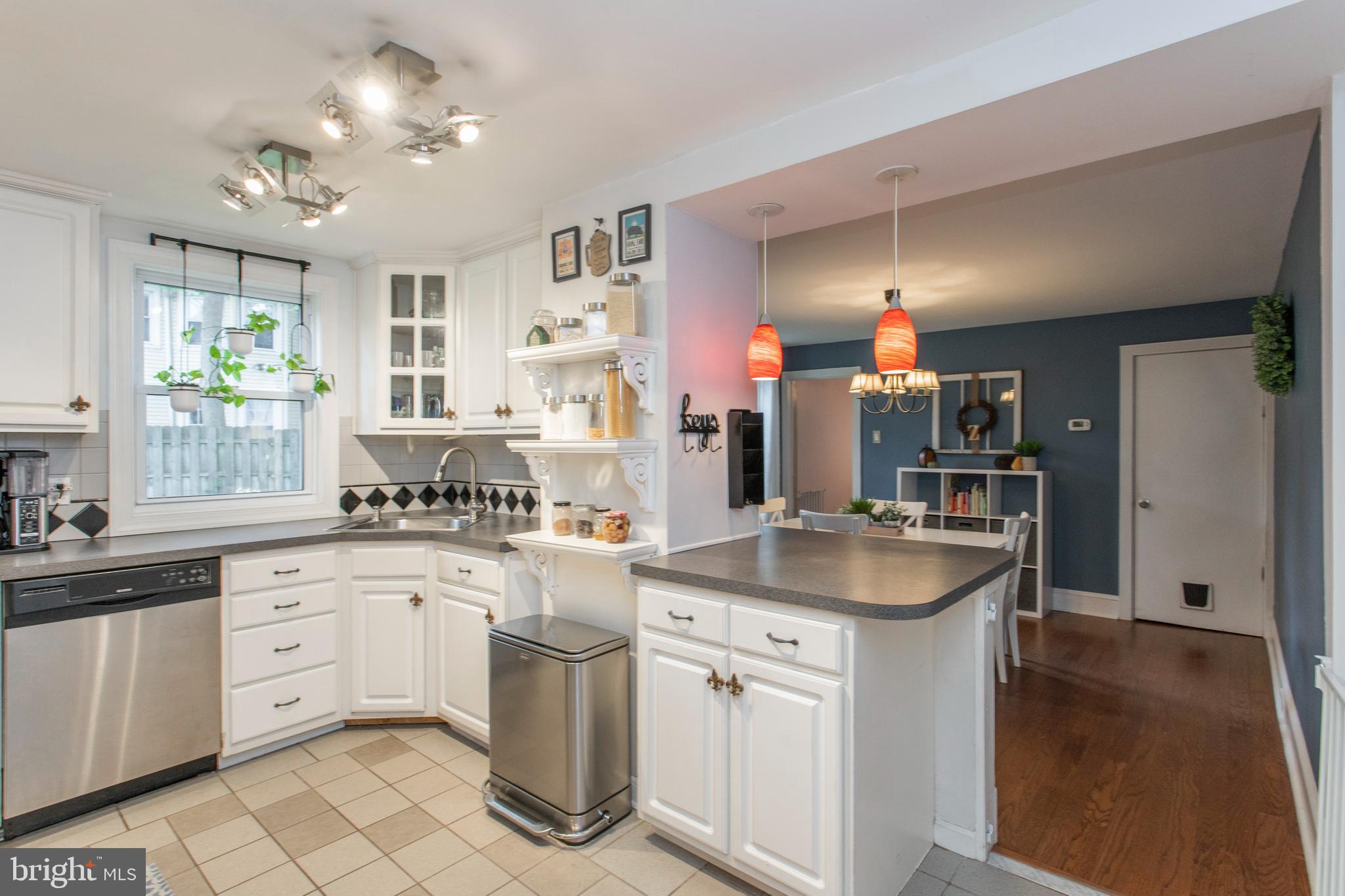 1328 Ashbourne Road Elkins Park, PA 19027 - Photo 12 of 32