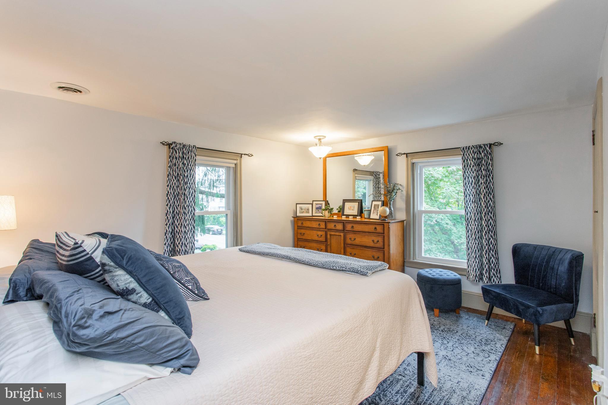 1328 Ashbourne Road Elkins Park, PA 19027 - Photo 17 of 32