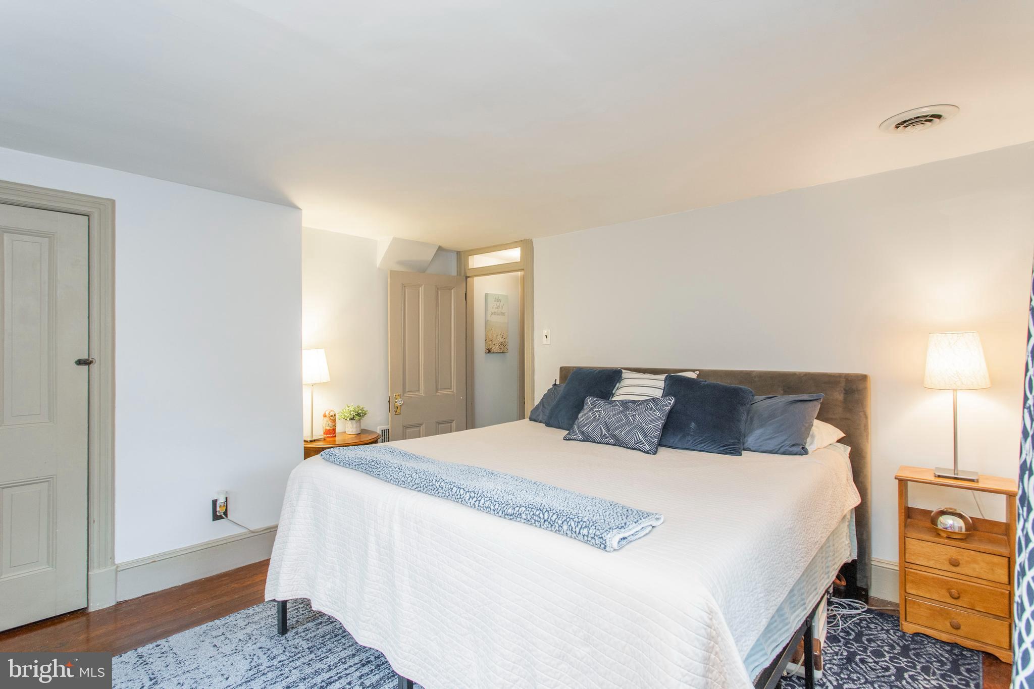 1328 Ashbourne Road Elkins Park, PA 19027 - Photo 18 of 32