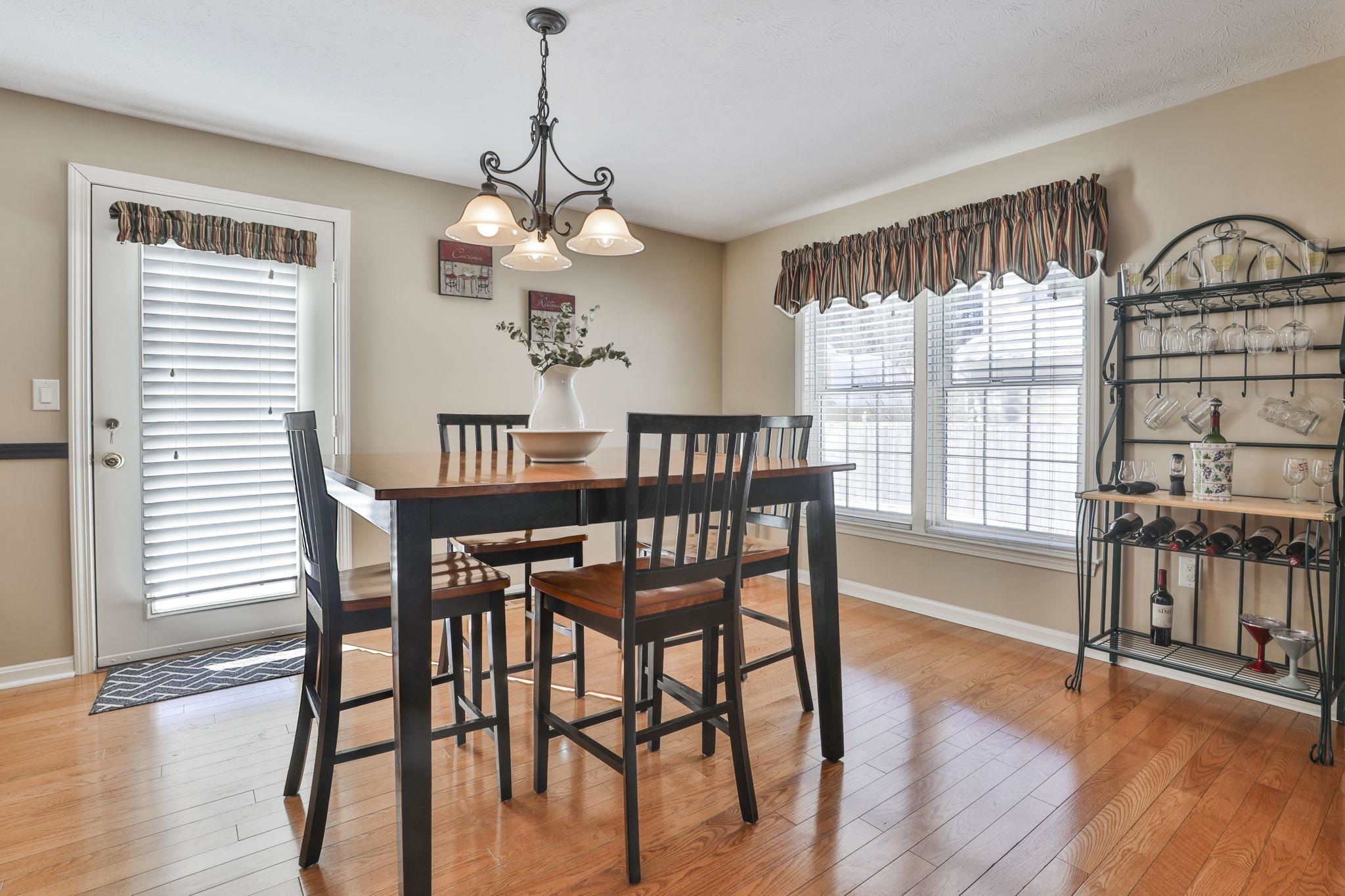 35 Pinebrook Road Nashua, NH 03062 - Photo 12 of 46