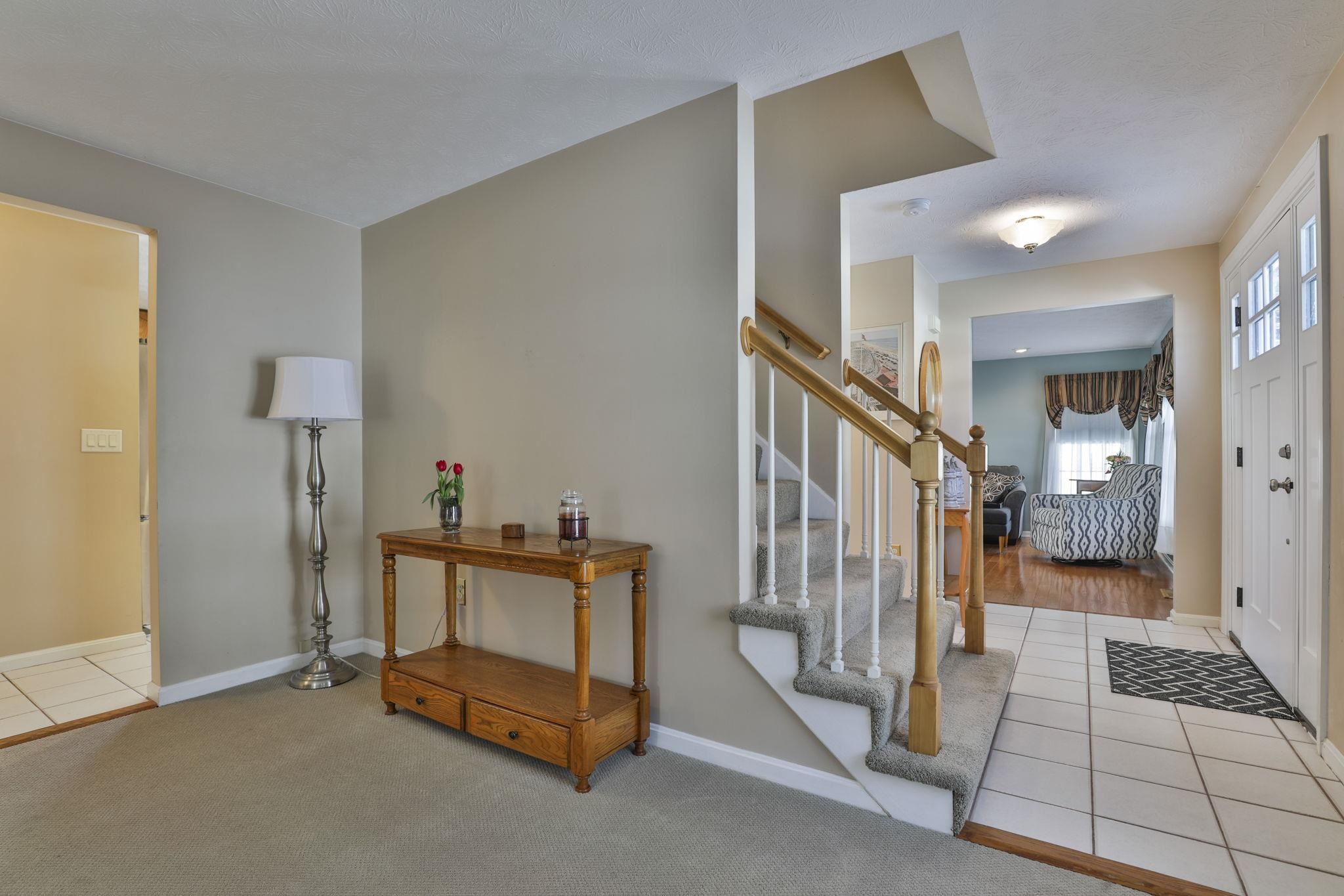 35 Pinebrook Road Nashua, NH 03062 - Photo 26 of 46