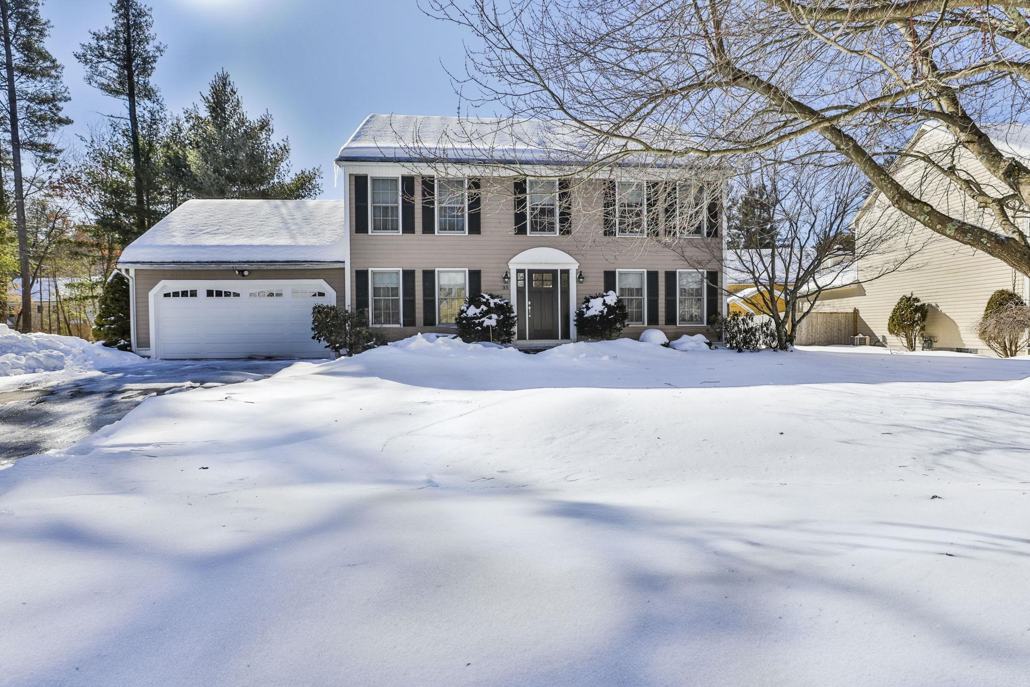 35 Pinebrook Road Nashua, NH 03062 - Photo 3 of 46