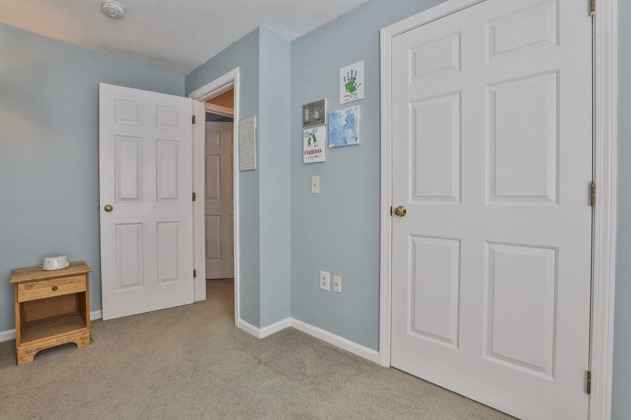 35 Pinebrook Road Nashua, NH 03062 - Photo 31 of 46
