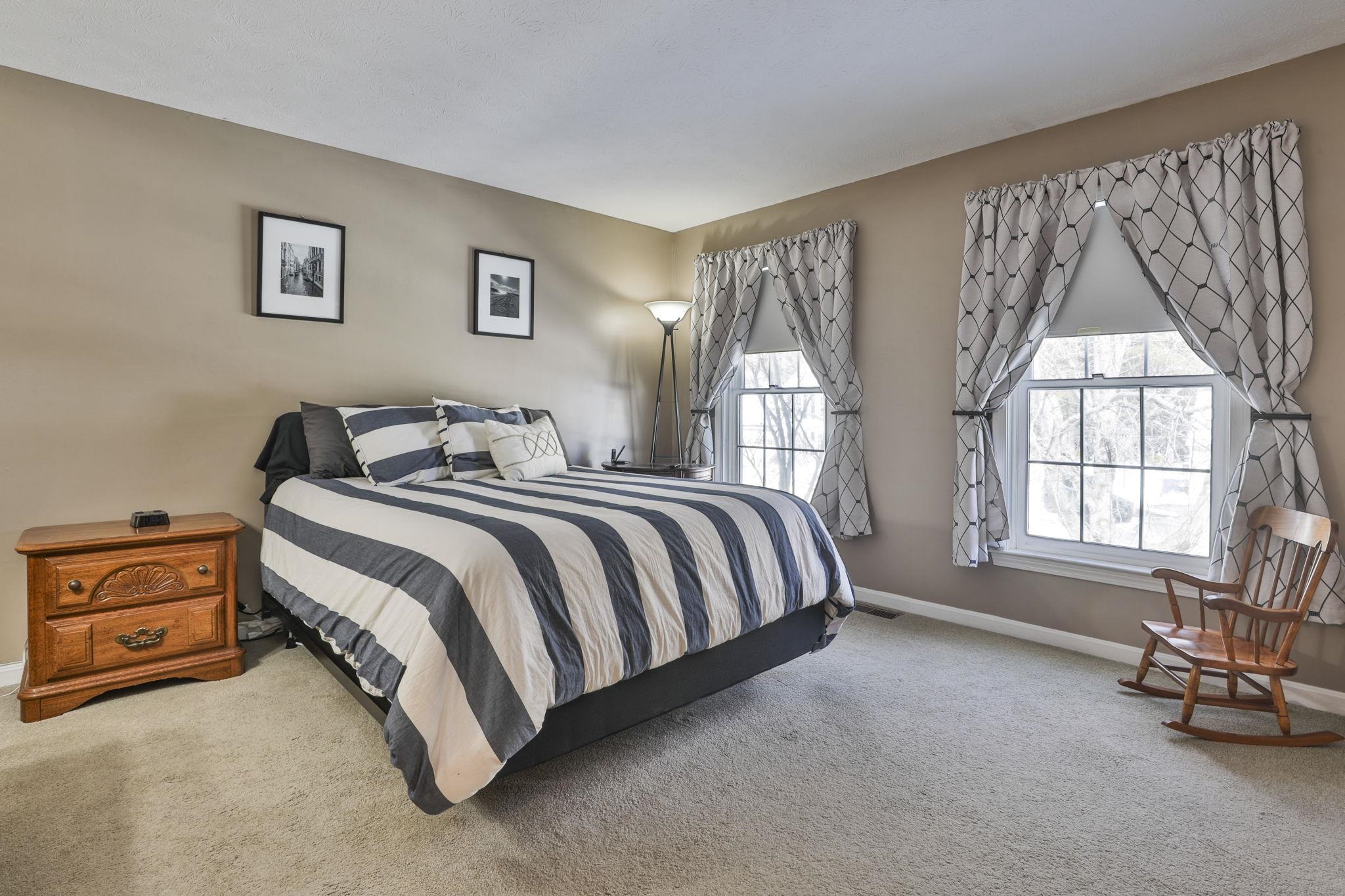 35 Pinebrook Road Nashua, NH 03062 - Photo 38 of 46