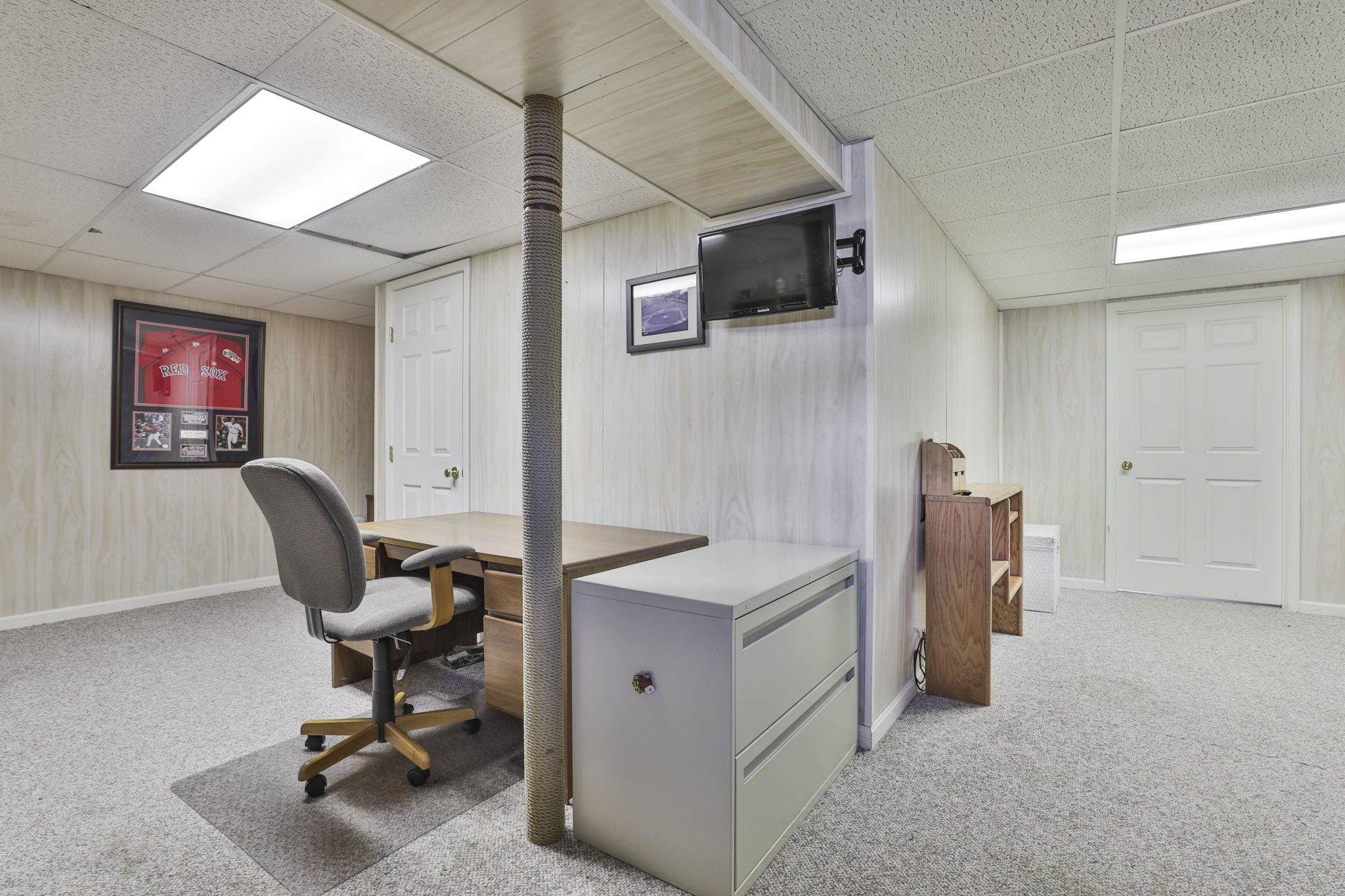 35 Pinebrook Road Nashua, NH 03062 - Photo 46 of 46