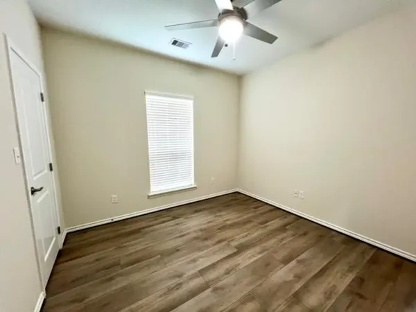 $1,850 | 851 A Arbor Pnes Court, Conroe, TX 77303