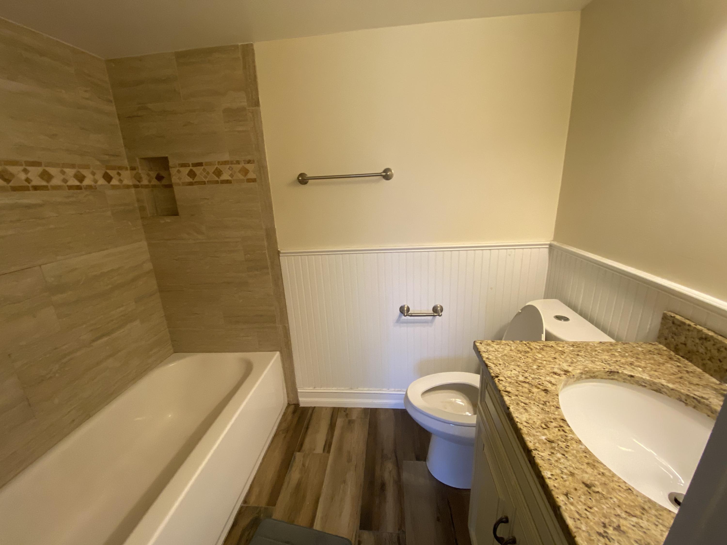 50 Southeast 12th Street, Unit 2630 Boca Raton, FL 33432 - Photo 14 of 24 Bathroom 2