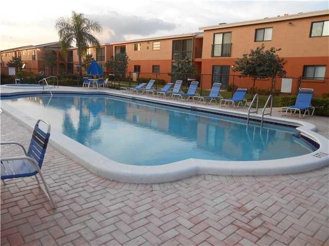 50 Southeast 12th Street, Unit 2630 Boca Raton, FL 33432 - Photo 18 of 24 Community Pool