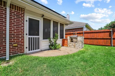 $375,000 | 307 Highland Ridge Drive, Wylie, TX 75098