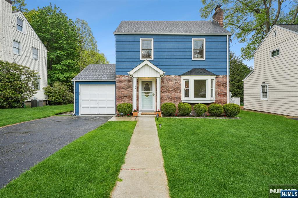 93 South Prospect Street Verona, NJ 07044 - Photo 2 of 38