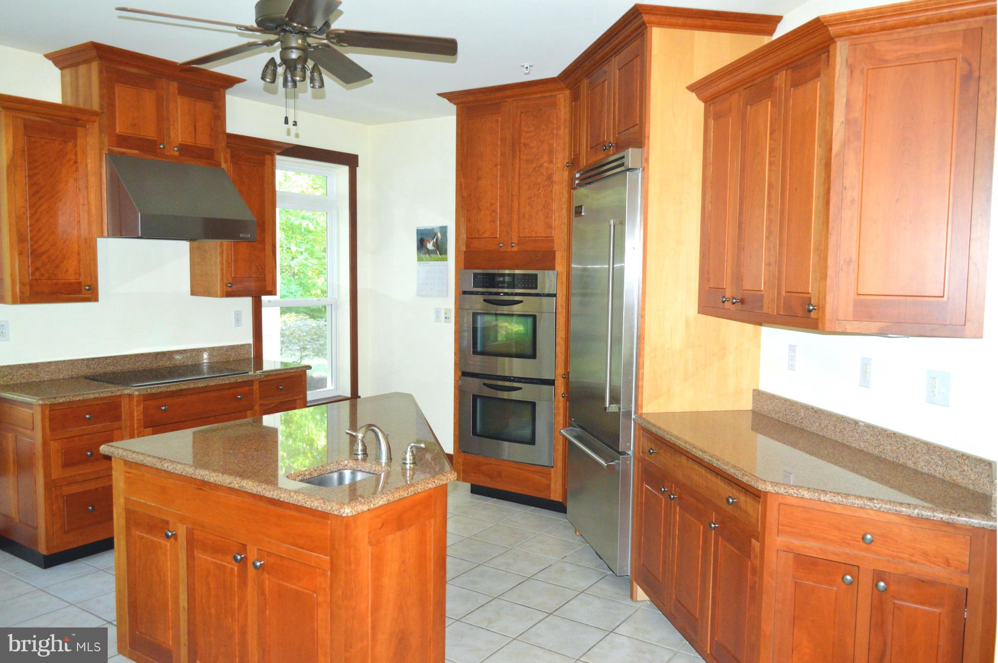 14450 Molly Berry Road Brandywine, MD 20613 - Photo 22 of 29 Kitchen