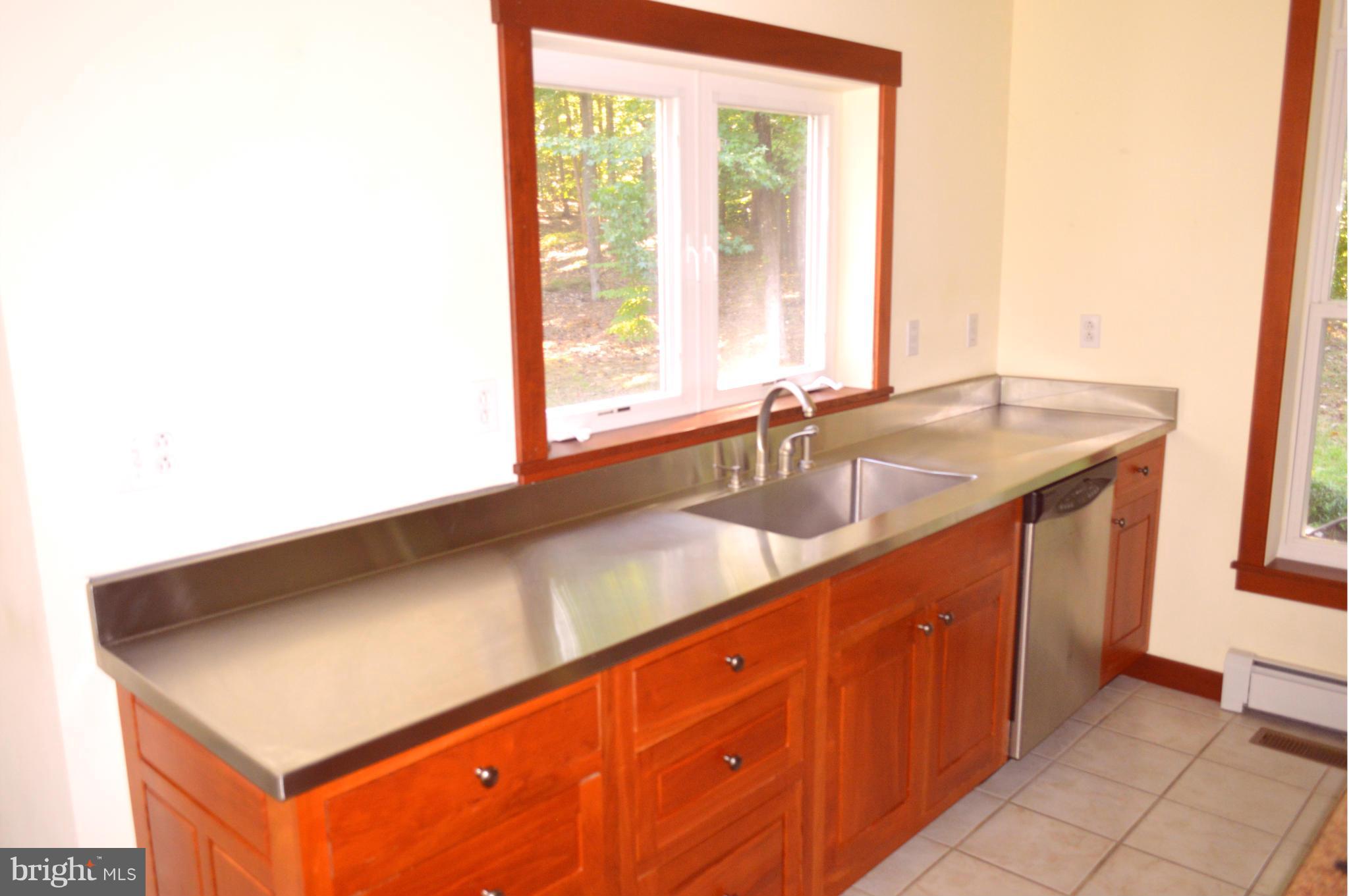 14450 Molly Berry Road Brandywine, MD 20613 - Photo 24 of 29 Kitchen