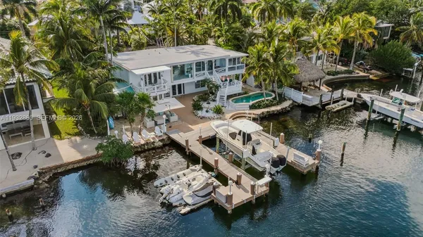 $2,900,000 | 16 North Drive, Key Largo, FL 33037