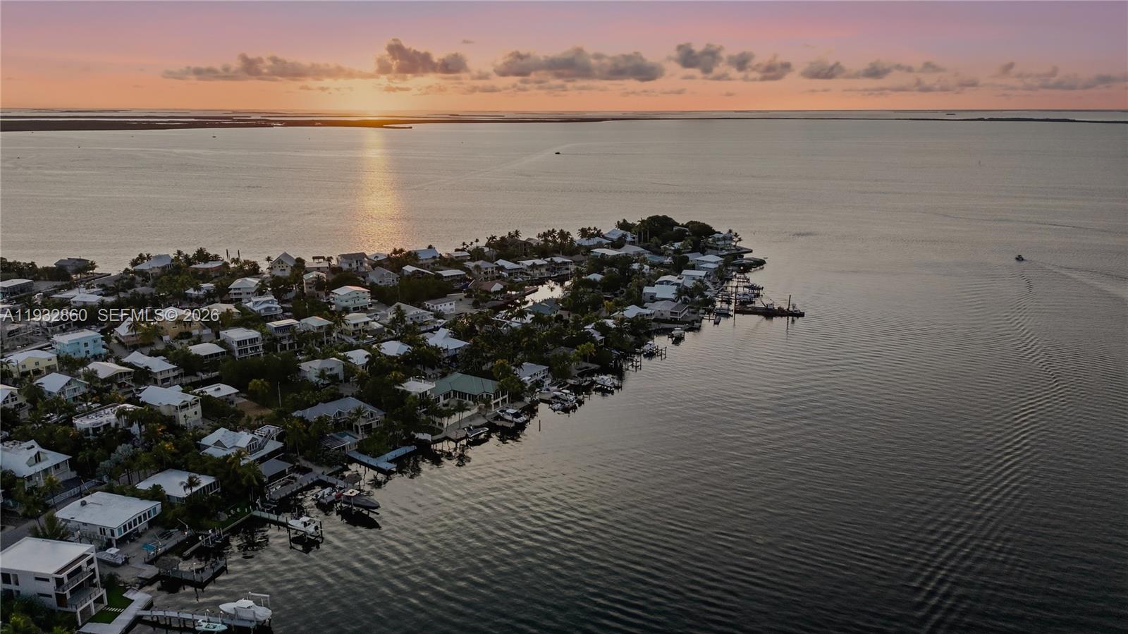 16 North Drive Key Largo, FL 33037 - Photo 12 of 92