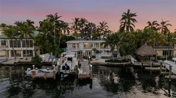 $2,900,000 | 16 North Drive, Key Largo, FL 33037