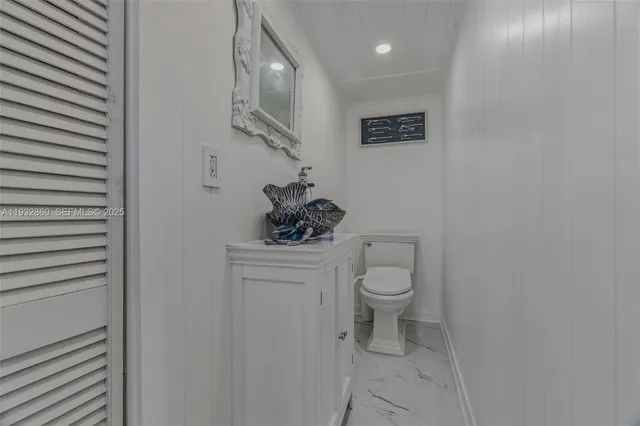 $3,200,000 | 16 North Drive, Key Largo, FL 33037