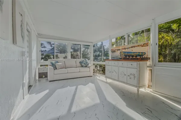 $2,900,000 | 16 North Drive, Key Largo, FL 33037