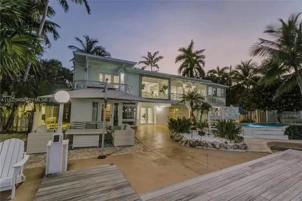 $2,900,000 | 16 North Drive, Key Largo, FL 33037