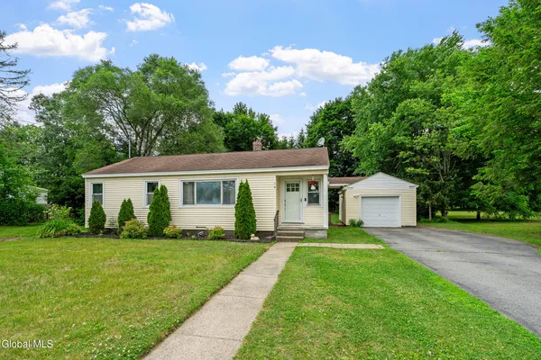 $299,900 | 9 Bluebird Road, Moreau, NY 12803