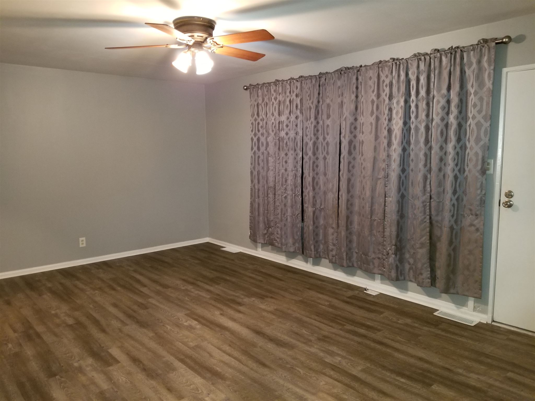 3637 Lancaster Road Springfield, IL 62703 - Photo 4 of 16