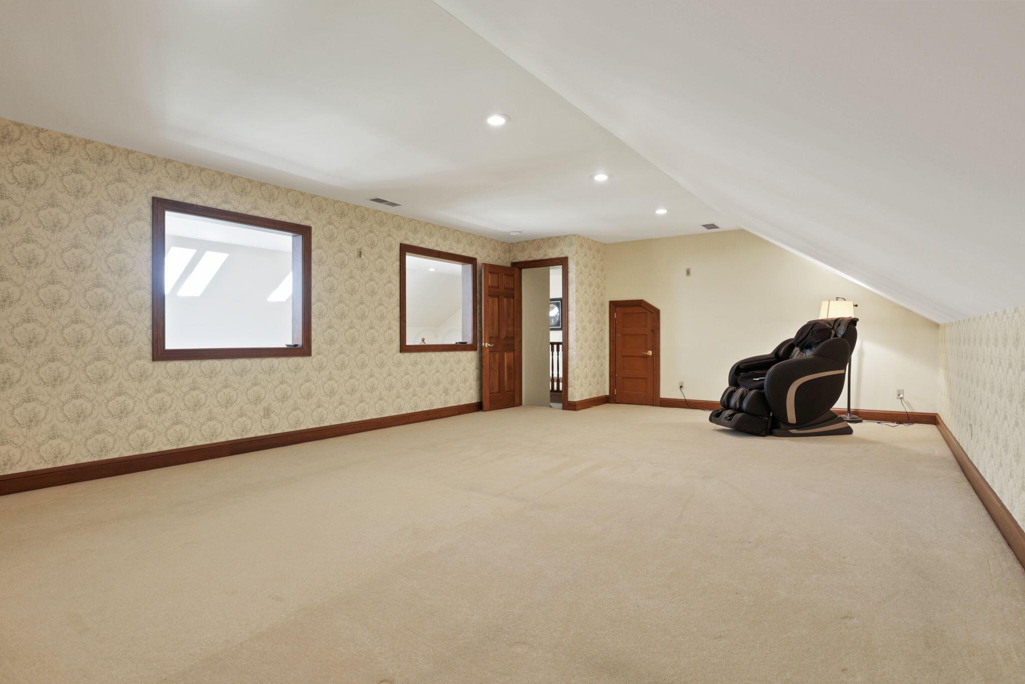 1200 Willow Road Springfield, OH 45502 - Photo 46 of 65 56-web-or-mls-0N4A0603
