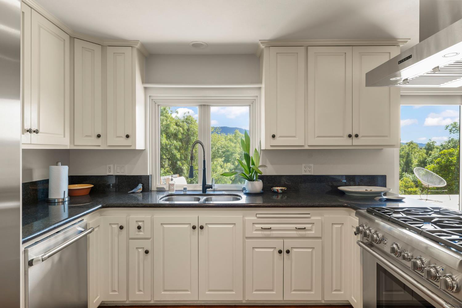 1130 Rancho Drive Ojai, CA 93023 - Photo 23 of 50