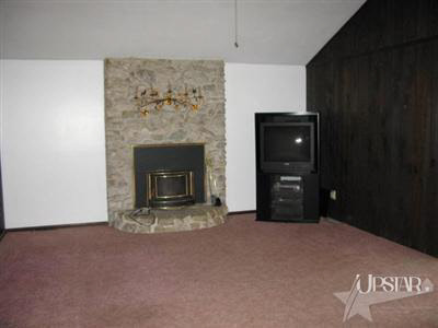 7096 State Rte 101 Spencerville, IN 46788 - Photo 3 of 5