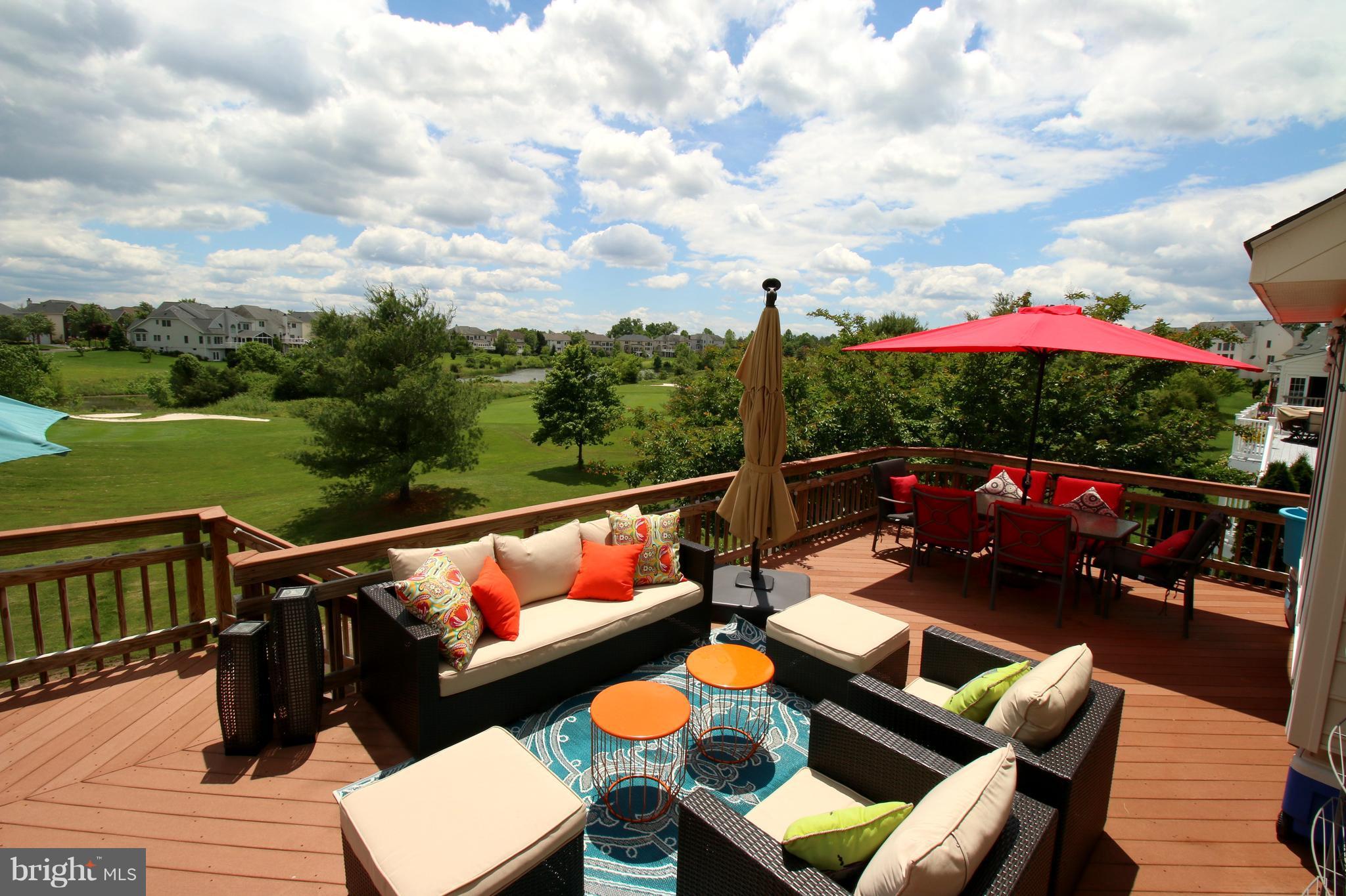 25920 Quinlan Street Chantilly, VA 20152 - Photo 23 of 26 Huge Deck overlooking Golf Course