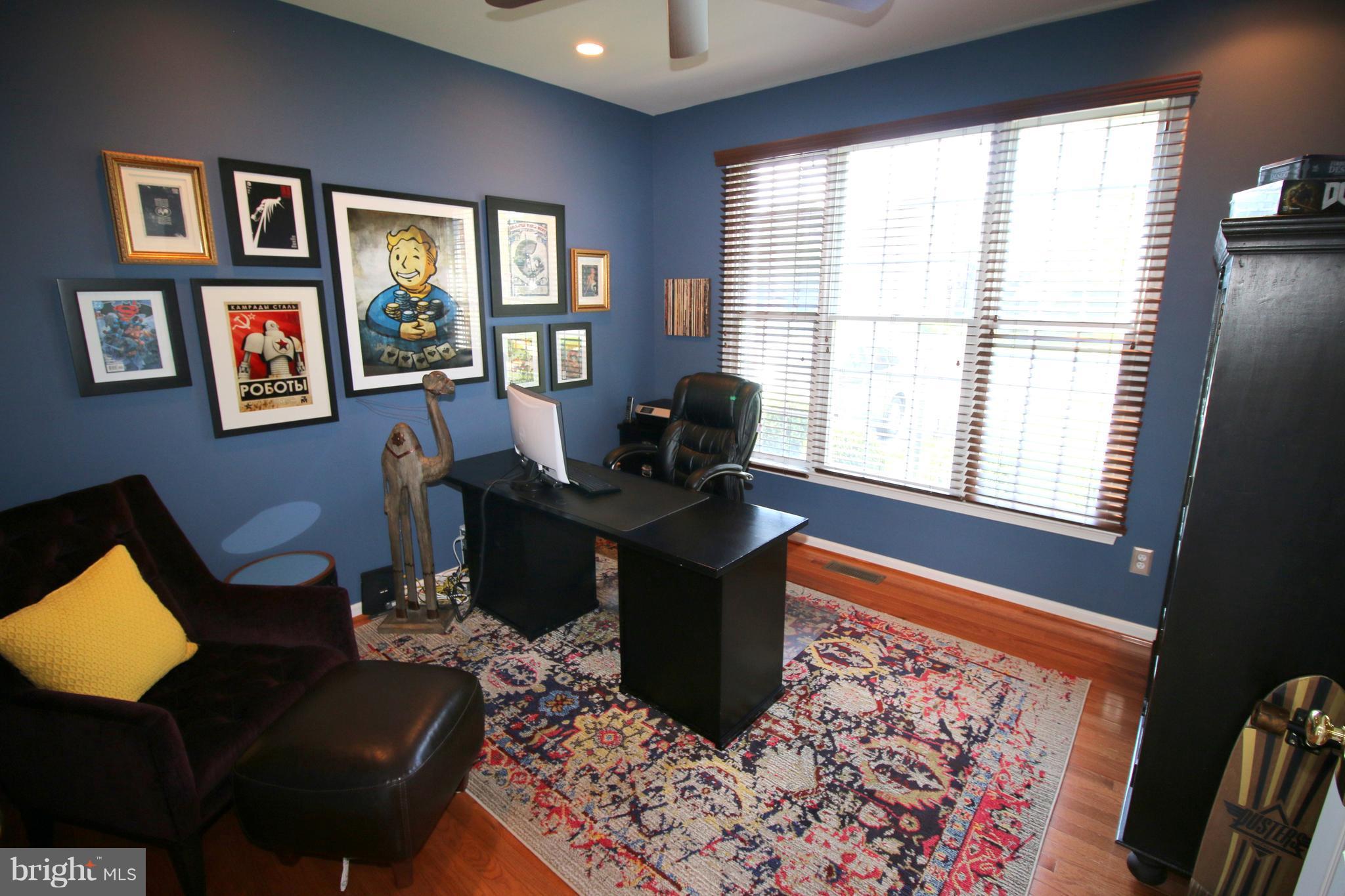 25920 Quinlan Street Chantilly, VA 20152 - Photo 8 of 26 Office