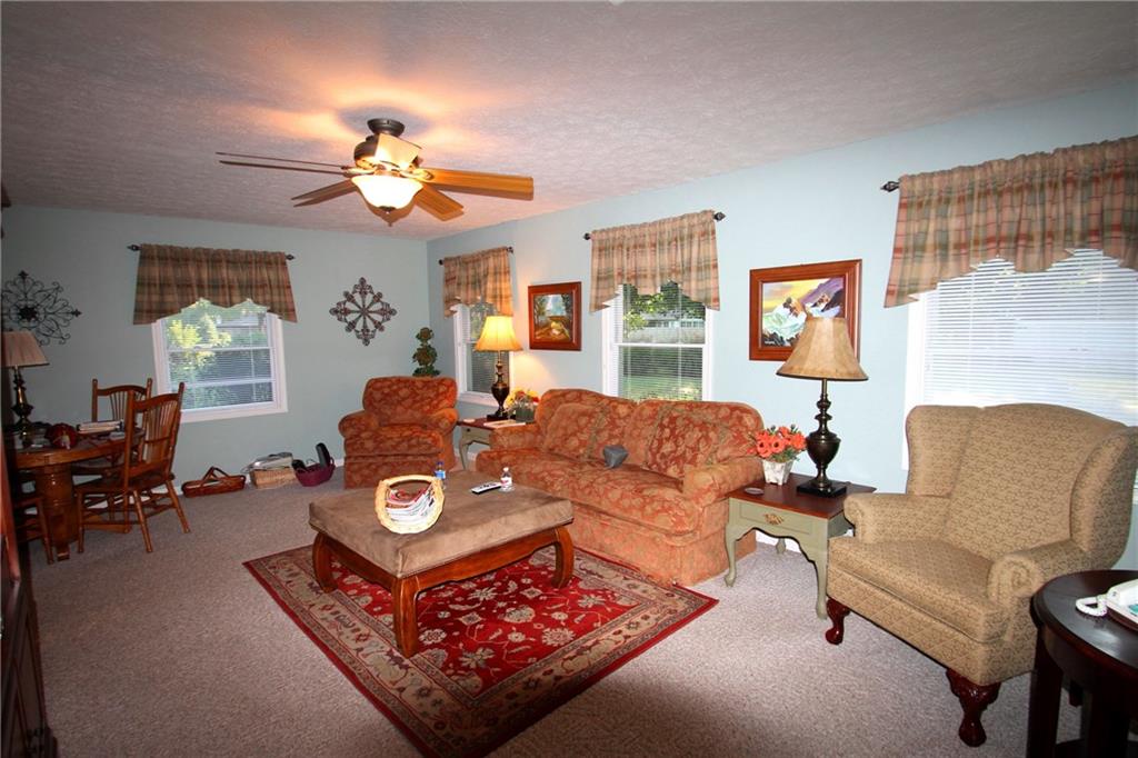 392 Peterman Road Greenwood, IN 46142 - Photo 5 of 16 Gallery Image 5
