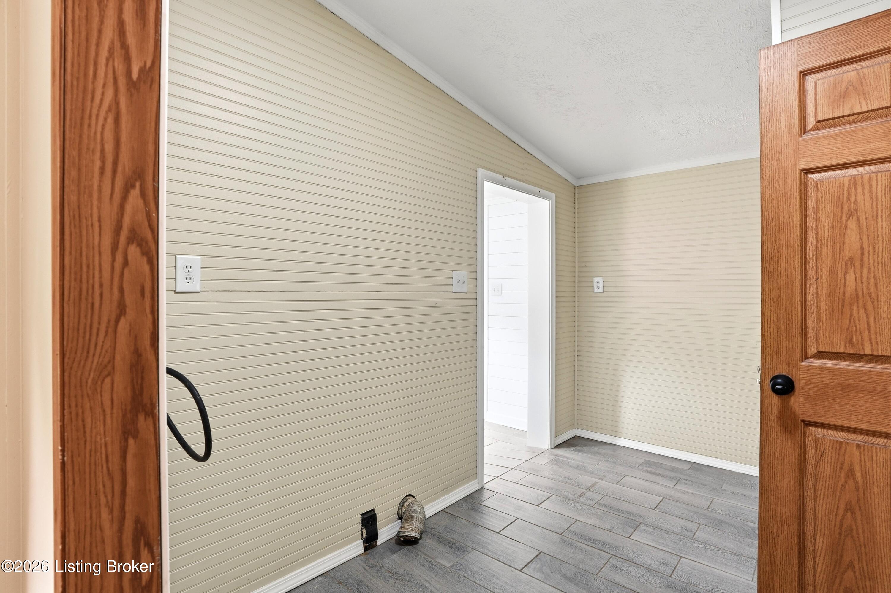 1761 Wonderland Road Upton, KY 42784 - Photo 27 of 70 26_Primary Bedroom View 2