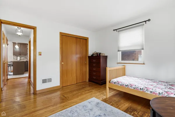 $590,000 | 6310 North La Crosse Avenue, Chicago, IL 60646