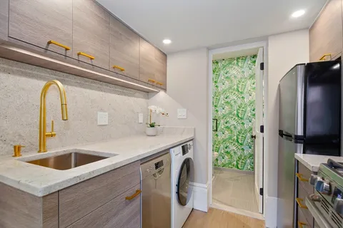 $495,000 | 154 West Concord Street, Unit 2A, Boston, MA 02118
