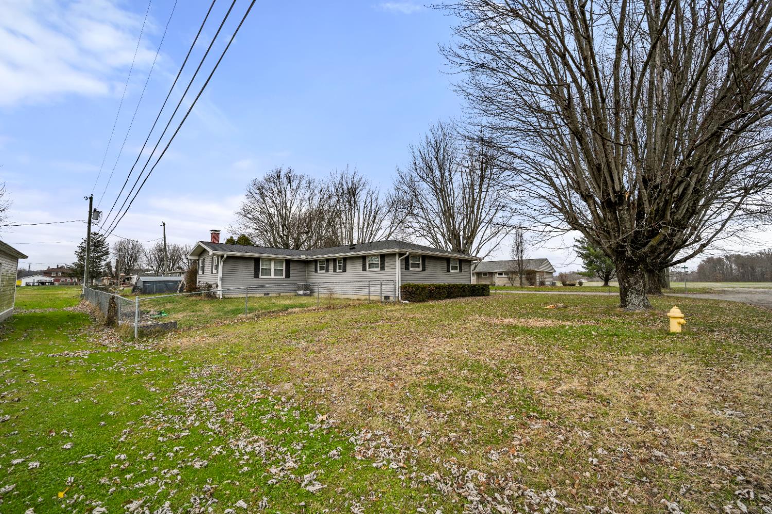 226 Maple Drive Sunman, IN 47041 - Photo 4 of 34