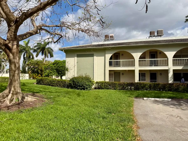 $2,200 | 1101 Bahama Bend, Unit A1, Coconut Creek, FL 33066