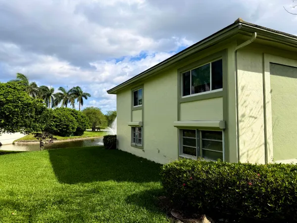 $2,200 | 1101 Bahama Bend, Unit A1, Coconut Creek, FL 33066