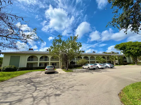 $2,200 | 1101 Bahama Bend, Unit A1, Coconut Creek, FL 33066