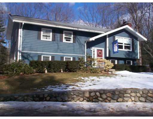 101 Van Norden Road Reading, MA 01867 - Photo 1 of 1 Gallery Image 1