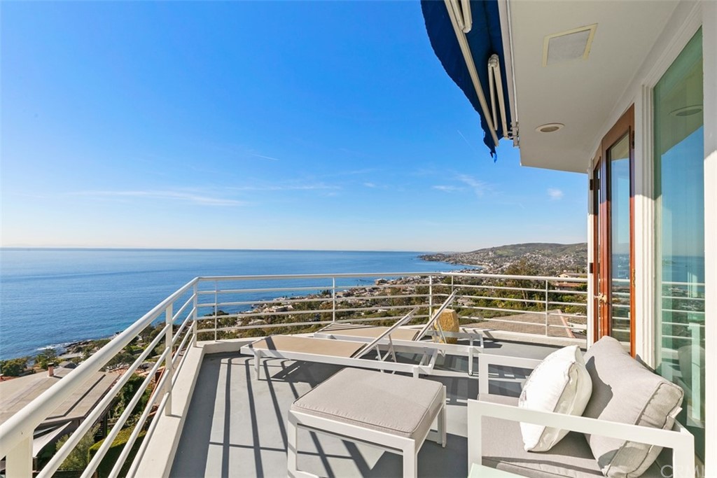 2485 Kilo Way Laguna Beach, CA 92651 - Photo 20 of 35 a view of a balcony with an ocean