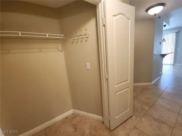 $1,750 | 9901 Trailwood Drive, Unit 1039, Las Vegas, NV 89134