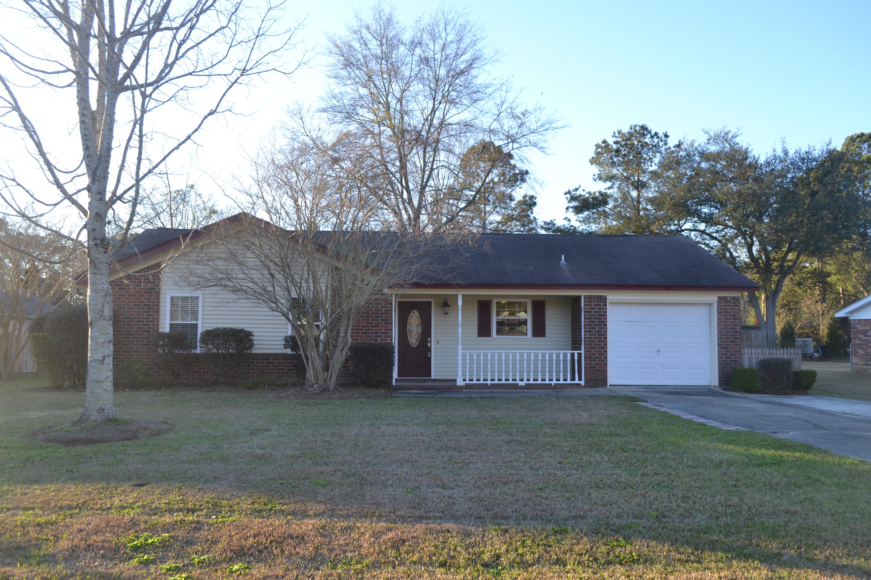 126 Aylesbury Road Goose Creek, SC 29445 - Photo 1 of 34 DSC_0114 (1)