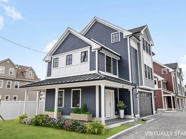 $899,900 | 99 Sumner Street, Unit B, Quincy, MA 02169