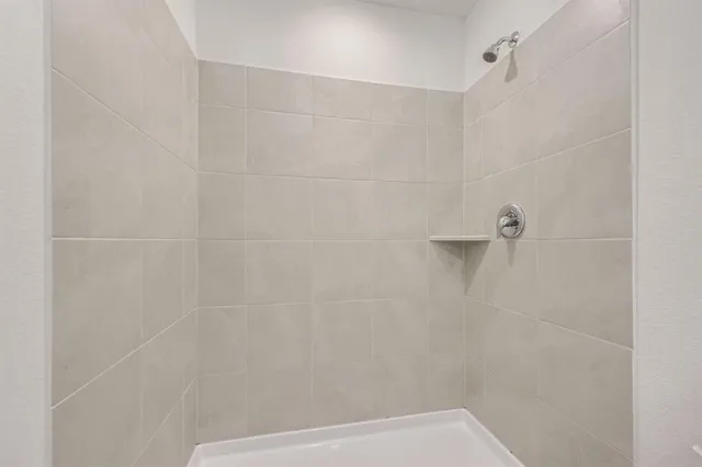 $199,000 | 8739 Cottage Crk Drive, Unit 53, Fort Worth, TX 76123