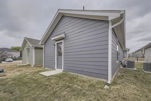 $199,000 | 8739 Cottage Crk Drive, Unit 53, Fort Worth, TX 76123