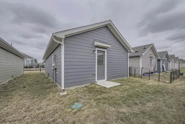 $199,000 | 8739 Cottage Crk Drive, Unit 53, Fort Worth, TX 76123