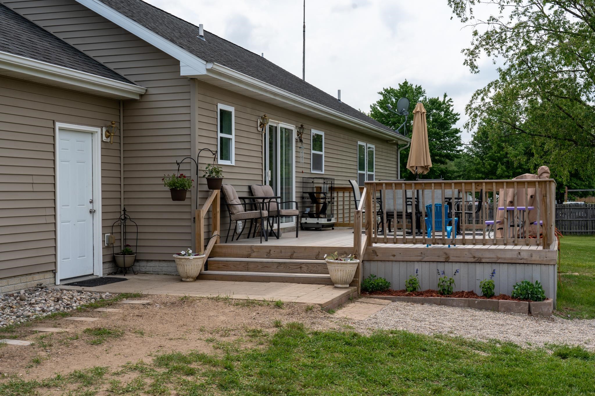 11315 East Valley Road Mount Pleasant, MI 48858 - Photo 42 of 55 1909680-41.JPG
