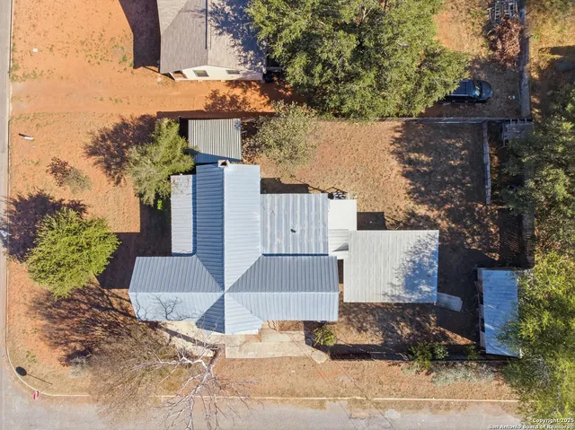 $140,000 | 1004 East Colorado Street, Pearsall, TX 78061