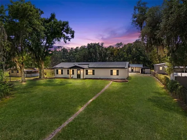 $425,000 | 2111 Hinson Road, Dover, FL 33527